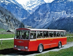 Autobus FBW ve švýcarských horách (sedmdesátá léta)