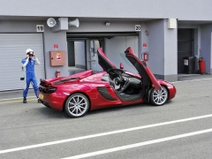 Druhou variantou je MP4-12C Spider