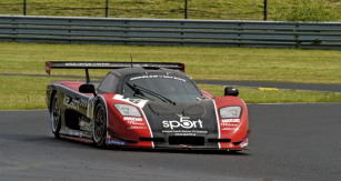 Mosler MT 900 R  českého týmu  Charouz Racing System na okruhu v Mostě (Lacko/Vojtěch/Jirásek)