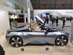 02b-bmwi8 80674