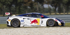 Loebův tým vstoupil vítězně do FIA GT Series 2013 (McLaren MP4-12C)