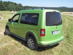 Tohle není SUV, tohle není ani běžné kombi, to je prostě záď dodávky