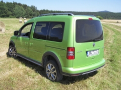 Tohle není SUV, tohle není ani běžné kombi, to je prostě záď dodávky