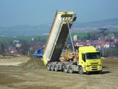 Výstavba dopravní infrastruktury je jedním z hlavních problémů Česka.