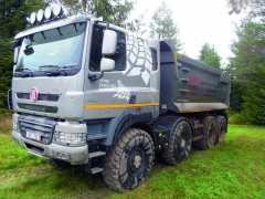 Tatra 158 Phoenix 8x8.1R o celkové  hmotnosti 50 t.