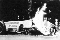 Hořící peklo Richarda Seamana ve Spa Francorchamps 1939.