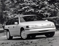 Ghia Vignale TSX-4 na základě amerického Fordu Tempo (Torino 1984)