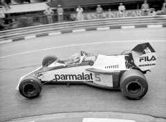 Nelson Piquet (Brabham BT52 – BMW), první mistr světa s turbomotorem, na snímku při Velké ceně Monaka 1983