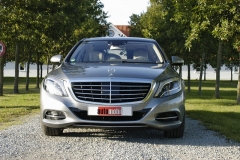 První z plánované trojice hybridů je S 400 Hybrid (nová generace P2-Hybrid)