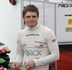 Závodník druhé generace Conor Daly (ART GP) obsadil celkově třetí místo