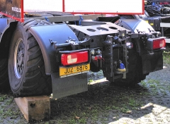 Detail zadní části vozu s traktorovou výbavou