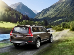 volvo-xc70-1 84094