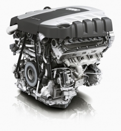 Vznětový osmiválec 4.2 TDI má zvýšený výkon o 25 kW (34 k)