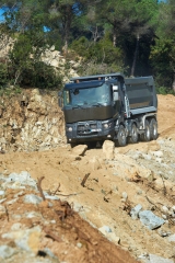 renault-trucks-110 84696