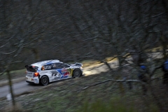 Jari-Matti Latvala ztratil dost času, ale nakonec obsadil páté místo