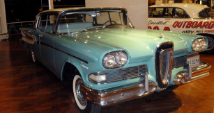 Edsel Citation,  pokus o zavedení nové Fordovy značky, osmiválec 6,7 litru (1958)