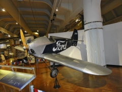 Ford Flivver, pokus o létající Model T, vznikly však jen tři exempláře (1926)