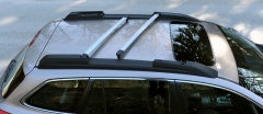 Podélné střešní ližiny lze jednoduše přeměnit na příčníky pro připevnění různých typů střešních nosičů