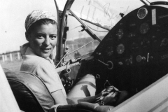 Elly Maria Frida Beinhornová, pilotka průkopnice, celebrita dálkových letů.