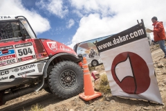 V posledních letech se sice Aleš Loprais dostal dvakrát až do cíle soutěže Dakar, vždy ale něco ke spokojenosti s konečným umístěním chybělo – snad ten drobný kousek složité skládačky nalezne v alianci s Buggyrou.