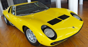 Lamborghini Miura, nejslavnější a nejkrásnější vůz značky (1966 – 1972)