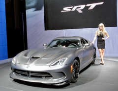 SRT Viper GTS z limitované série Anodized Carbon Edition