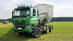Krásný důkaz velkých schopností konstrukce společnosti Tatra Trucks, a.s. – zemědělský speciál s využitím nejmodernějších konstrukčních prvků sériové výroby těžkých nákladních vozidel.