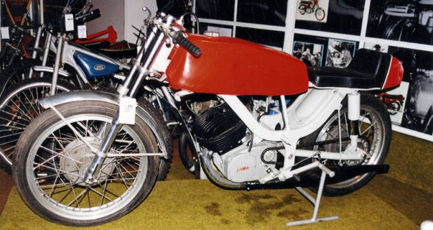 Jawa 250 Junior v továrním muzeu