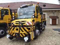 Unimog 425 s kolejovým adaptérem