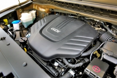 Zatím pouze zážehový motor 3.3 GDi s přímým vstřikem (tedy Gasoline Direct Injection)