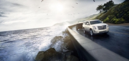 cadillac-escalade-premium-2 88698