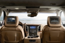 cadillac-escalade-premium-8 88704