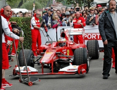 Pedro De La Rosa se střídal na Ferrari F2007 s Kimi Räikkönenem, mistrem světa 2007