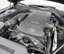 Motor 3.8 V6 ve voze s pohonem všech kol