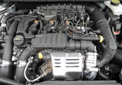 Paletu motorů doplnil zážehový tříválec 1.2 THP s přímým vstřikováním paliva