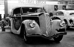 Kabriolet Regent karosovaný firmou Petera z Vrchlabí (1934)