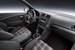 volkswagen-polo-gti-2015-(7) 90534