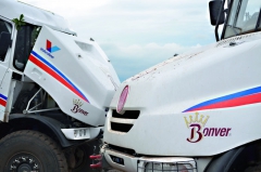 Bonver Dakar Project připravuje na slavný Dakar ročníku 2015 hned tři soutěžní vozidla – dva unikátní Jamaly a jednu trambusovou T 815.