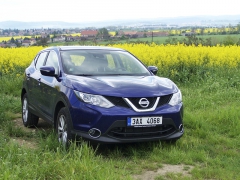 Nissan Qashqai 1.2 DIG-T je městský crossover s pohonem pouze předních kol