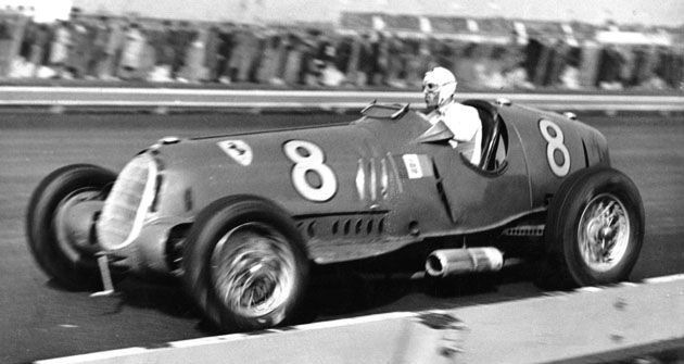 V roce 1936 vyhrál obnovený závod o Vanderbiltův pohár, tentokrát ale již pojmenovaný George Vanderbilt Cup jeden z nejlepších závodníků historie – létající Mantovan Tazio Nuvolari.