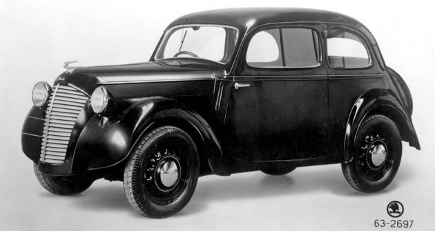První reklamní snímek vozu Škoda Popular 995 z podzimu 1938 
