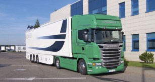 Testovaná Scania Streamline R 450 s třínápravovým návěsem