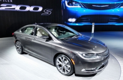 Chrysler 200 druhé generace slavil premiéru na NAIAS 2014 v Detroitu
