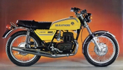 Bultaco Metralla GTS-250, sportovní motocykl s jednoválcem 244 cm3 o výkonu 18,4 kW (25 k) a šesti­stupňovou převodovkou (1977)