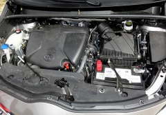 Přeplňovaný motor 1.6 D-4D pochází od BMW, nabízí spotřebu EU 4,5 l/100 km