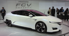 Honda FCV Concept, předobraz konkurence
