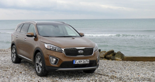 Nová Kia Sorento právě přichází na český trh 