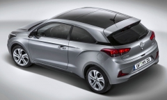 Novinkou pro rok 2015 je třídveřová verze Hyundai i20 Coupé