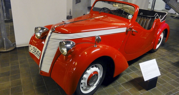 Jawa Minor jako čtyřsedadlový kabriolet (1939) 