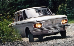 NSU 1200 s obdélníkovými světlomety (1967 – 1973)